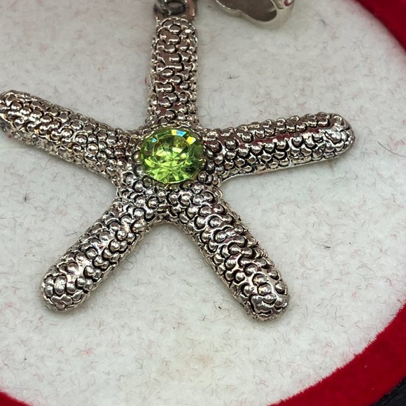 Inlaid Green Rhinestone Realistic Starfish Pendant! - Picture 2 of 8